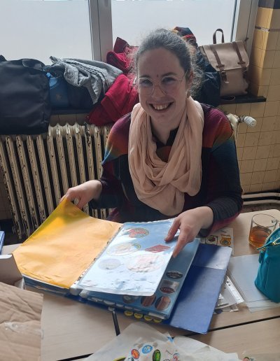 Elodie Demaretz accompagnée de ses parents Dorothée et Jean-François
